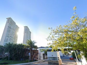 Casa en Venta. Altabrisa, Mérida, Yucatán. Remate Hipotecario.