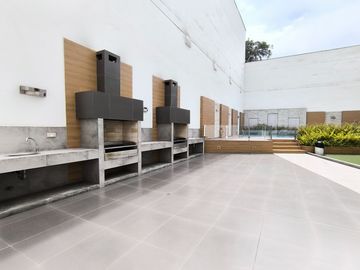 VENTA DE AMPLIO DEPARTAMENTO EN LA URB. CLUB GOLF LOS INCAS - SURCO