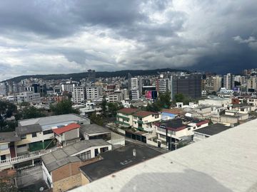 VENDO DEPARTAMENTO DE 129.07M, SECTOR U. UTE RUMIPAMBA
