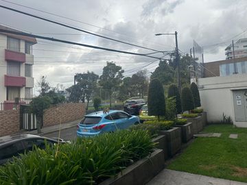 VENDO DEPARTAMENTO DE 129.07M, SECTOR U. UTE RUMIPAMBA