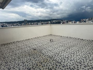 VENDO DEPARTAMENTO DE 129.07M, SECTOR U. UTE RUMIPAMBA