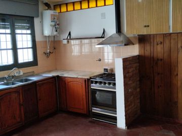 Casa en Av. Colon, OPORTUNIDAD