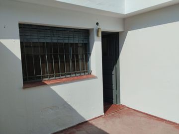 Casa en Av. Colon, OPORTUNIDAD