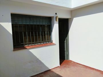 Casa en Av. Colon, OPORTUNIDAD