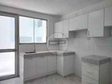 Departamento Flat, 2° piso, remodelado, en Venta