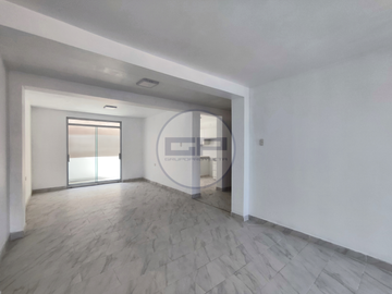 Departamento Flat, 2° piso, remodelado, en Venta
