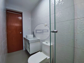 Departamento Flat, 2° piso, remodelado, en Venta