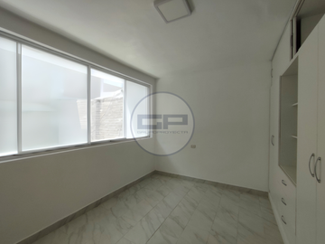Departamento Flat, 2° piso, remodelado, en Venta