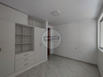 Departamento Flat, 2° piso, remodelado, en Venta