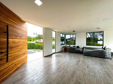 Casa Campestre en Venta, Condominio las Marias - via cerritos la Virginia