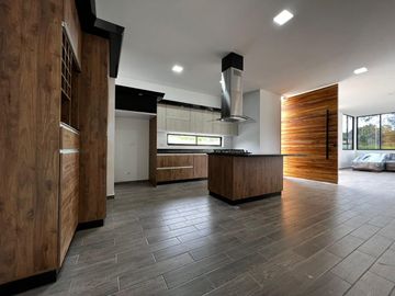 Casa Campestre en Venta, Condominio las Marias - via cerritos la Virginia