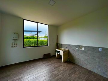 Casa Campestre en Venta, Condominio las Marias - via cerritos la Virginia