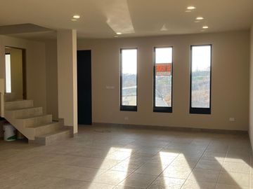 CASA EN VENTA EN FRACCIONAMIENTO ZARU, EL MARQUES. QRO