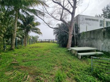 VENDO CASA EN LA PLAYA, IDEAL PARA CASA DE CAMPO U HOTEL BOUTIQUE