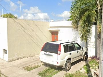Casa en Venta. Chuburná de Hidalgo, Hidalgo de Chuburná, Mérida, Yucatán. Remate Hipotecario.