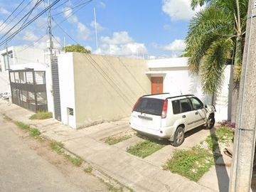 Casa en Venta. Chuburná de Hidalgo, Hidalgo de Chuburná, Mérida, Yucatán. Remate Hipotecario.