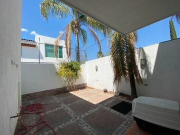 Casa en venta en Aguascalientes, Valle del Campanario
