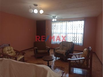 Venta De Departamento 2 Piso + Aires En San Juan De Lurigancho