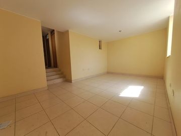 ¡DEPARTAMENTO CÉNTRICO CERCA A LA UTP, MEGAPLAZA Y PLAZA VEA! Amplio, privado y a solo $40,000
