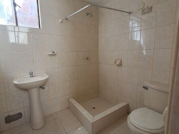 ¡DEPARTAMENTO CÉNTRICO CERCA A LA UTP, MEGAPLAZA Y PLAZA VEA! Amplio, privado y a solo $40,000
