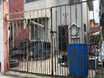 REMATO HERMOSA CASA CON 3 RECAMARAS UBICADA EN LA COLONIA SIMON RIVERA CIUDAD MADERO TAMAULIPAS APROVECHA