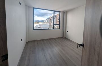 CASA EN CONJUNTO HUACHI CHICO AMBATO
