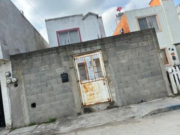 REMATO HERMOSA CASA INCREIBLE PRECIO UBICADA EN JARDINES DE CHAMPAYAN TAMPICO APROVECHA