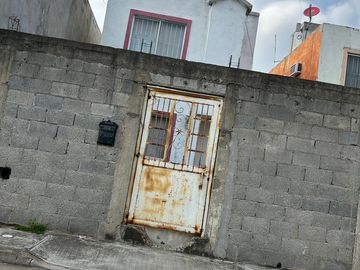 REMATO HERMOSA CASA INCREIBLE PRECIO UBICADA EN JARDINES DE CHAMPAYAN TAMPICO APROVECHA