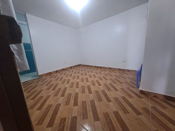 SE VENDE CASA A UNA CUADRA DE LA PANAMERICANA SUR📈