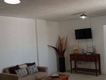 EXCELENTE PROPIEDAD EN VENTA  PARA AIRBNB A UNOS PASOS DEL TEMPLO EXPIATORIO