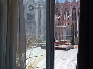 EXCELENTE PROPIEDAD EN VENTA  PARA AIRBNB A UNOS PASOS DEL TEMPLO EXPIATORIO