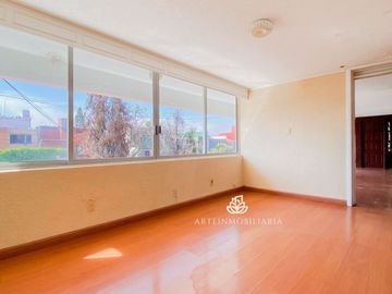 Casa Satélite ideal para oficina silenciosa, asilo, etc. Cerca Periférico, Plaza Satélite o Zona Azul