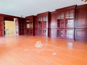 Casa Satélite ideal para oficina silenciosa, asilo, etc. Cerca Periférico, Plaza Satélite o Zona Azul