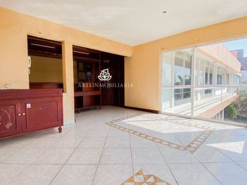 Casa Satélite ideal para oficina silenciosa, asilo, etc. Cerca Periférico, Plaza Satélite o Zona Azul