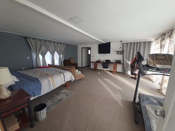 Venta Terreno 7.500 m2 y casa de 325 m2, Región del Maule