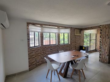 Venta de Departamento en Lomas de Urdesa – Amplio y Remodelado, Guayaquil