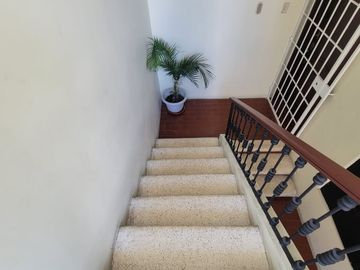 Venta de Departamento en Lomas de Urdesa – Amplio y Remodelado, Guayaquil
