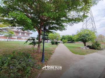 หมู่บ้านโกลเด้นทาวน์ วังหิน-เขาแตงอ่อน (หลังมุม) ใกล้เซ็นทรัลศรีราชา
