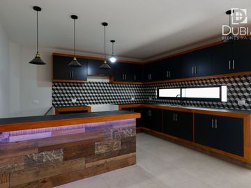 casa NUEVA en Fracc Privado, cerca de plaza el Juguete