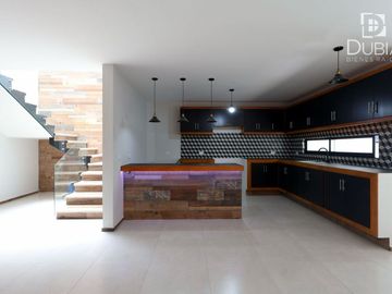 casa NUEVA en Fracc Privado, cerca de plaza el Juguete