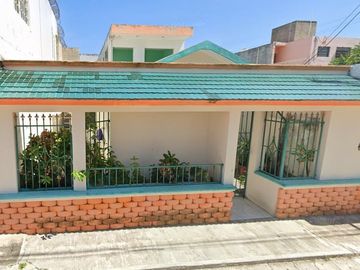 REMATO HERMOSA CASA INCREIBLE PRECIO Y OPORTUNIDAD EN LA COLONIA PAYO OBISPO CHETUMAL APROVECHA