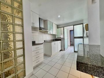 SE VENDE HERMOSO DEPARTAMENTO EN LAS LOMAS DE LA MOLINA VIEJA - LA MOLINA