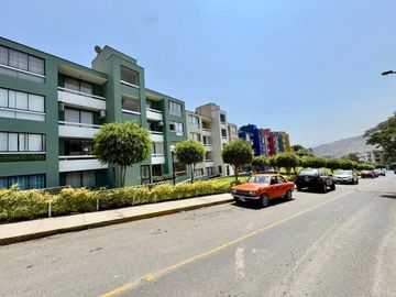 SE VENDE HERMOSO DEPARTAMENTO EN LAS LOMAS DE LA MOLINA VIEJA - LA MOLINA