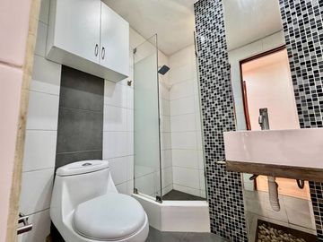 SE VENDE HERMOSO DEPARTAMENTO EN LAS LOMAS DE LA MOLINA VIEJA - LA MOLINA