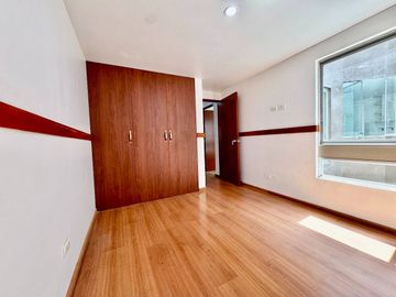 SE VENDE HERMOSO DEPARTAMENTO EN LAS LOMAS DE LA MOLINA VIEJA - LA MOLINA