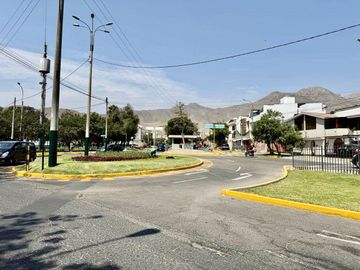 SE VENDE HERMOSO DEPARTAMENTO EN LAS LOMAS DE LA MOLINA VIEJA - LA MOLINA