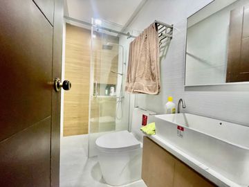 ₱10.8 M ALL IN (INCLUDING CGT&TRANSFER) FULLY FURNISHED MODERN HOUSE & LOT FOR SALE IN MABALACAT, PAMPANGA