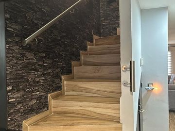 Casa en venta remodelada Col. Las Brisas Zona Sur Monterrey