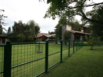 DE VENTA O RENTA — CONFORT Y NATURALEZA EN UNA UBICACIÓN PRIVILEGIADA