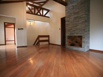 DE VENTA O RENTA — CONFORT Y NATURALEZA EN UNA UBICACIÓN PRIVILEGIADA